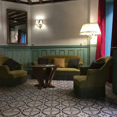 Hotel The Old Ravel Centre