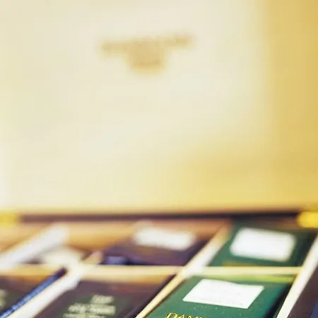 The Old Ravel Centre 2*