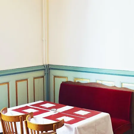 Hotel The Old Ravel Centre