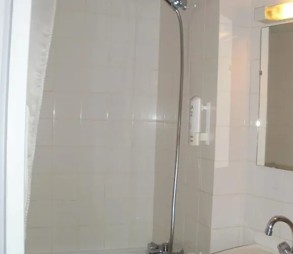 Szálloda The Old Ravel Centre