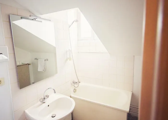 The Old Ravel Centre Szálloda