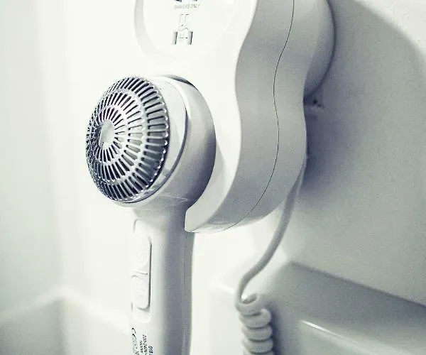 The Old Ravel Centre Szálloda